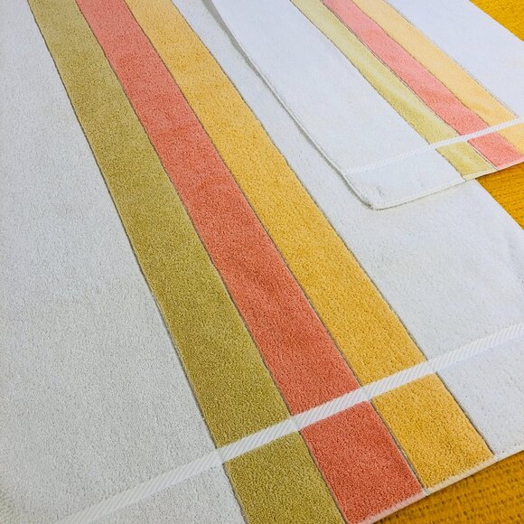 Vintage 80s FIELDCREST Cotton Bath Hand Towel Set: Pistachio Coral Honey Stripes - Picture 3 of 9